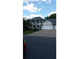 3413 Rolling Hills Dr, Eagan, MN 55121 photo 2