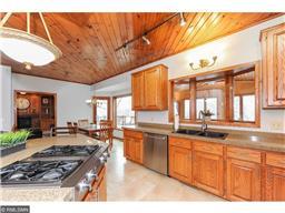 2005 Royale Dr, Eagan, MN 55122 photo 6