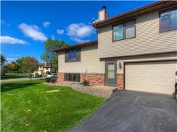 8564 S Maplebrook Cir, Brooklyn Park, MN 55445 photo 1