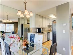 8564 S Maplebrook Cir, Brooklyn Park, MN 55445 photo 7