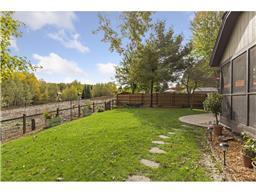 4685 Parkridge Dr, Eagan, MN 55123 photo 16