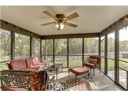 4685 Parkridge Dr, Eagan, MN 55123 photo 8
