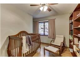4685 Parkridge Dr, Eagan, MN 55123 photo 12