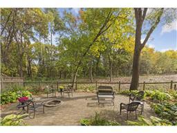 4685 Parkridge Dr, Eagan, MN 55123 photo 15