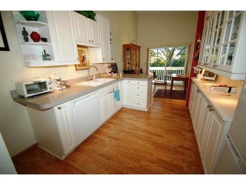 5333 Beachside Dr, Minnetonka, MN 55343 photo 7