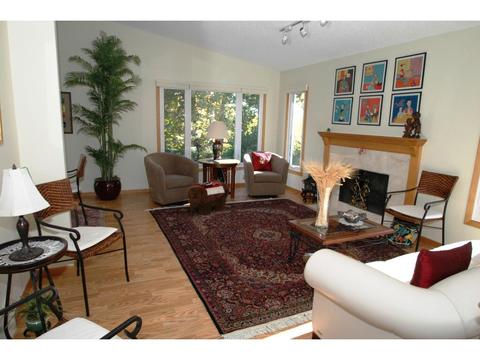 5333 Beachside Dr, Minnetonka, MN 55343 photo 3