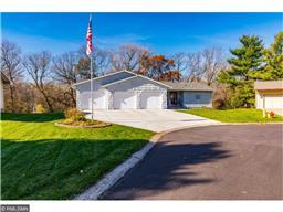1124 Del Ln, Faribault, MN 55021 photo 1