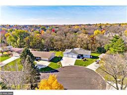 1124 Del Ln, Faribault, MN 55021 photo 3