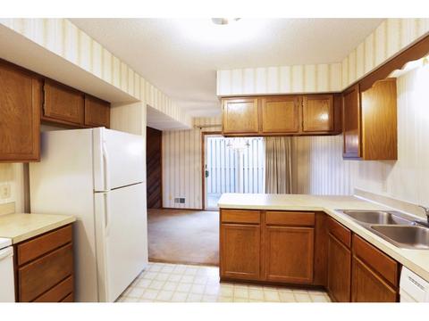 3804 Heather Dr, Eagan, MN 55122 photo 5