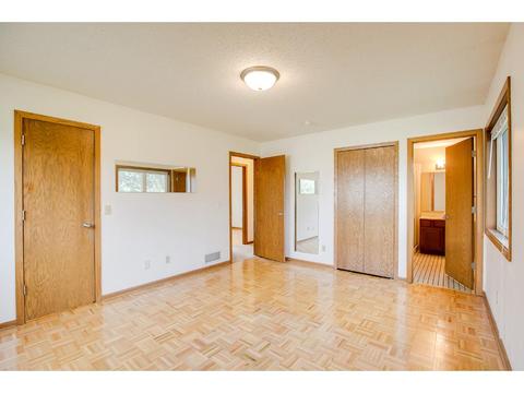 4341 Stirrup St, Eagan, MN 55123 photo 8