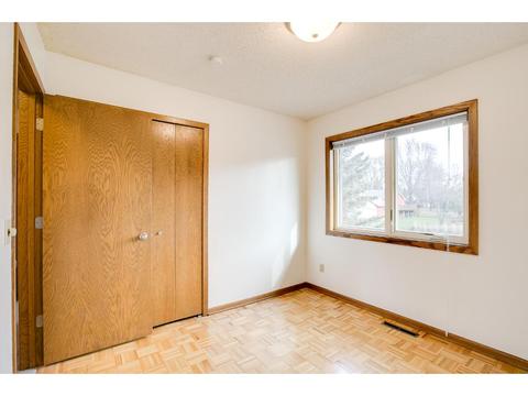 4341 Stirrup St, Eagan, MN 55123 photo 11