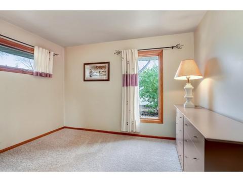 211 E 94th St, Bloomington, MN 55420 photo 18
