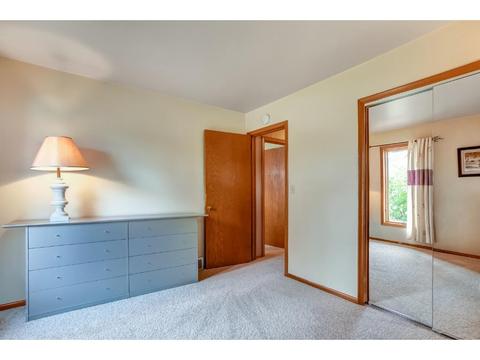 211 E 94th St, Bloomington, MN 55420 photo 17