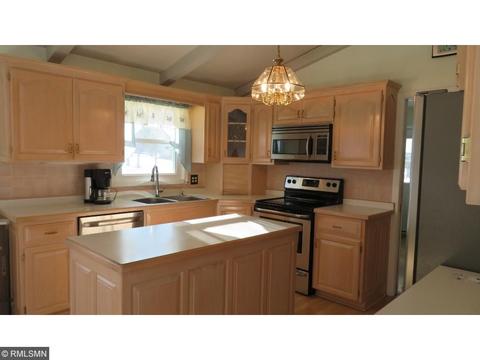 1476 30th St SE, Saint Cloud, MN 56304 photo 4