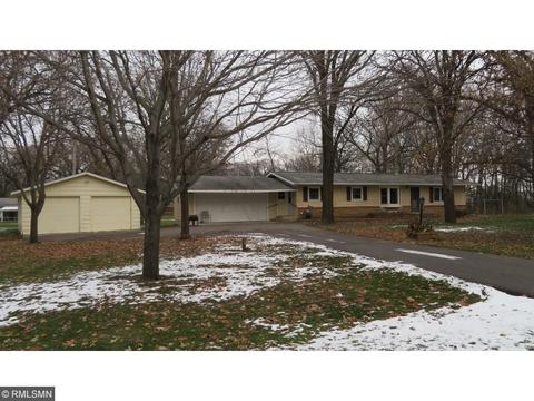 1476 30th St SE, Saint Cloud, MN 56304 photo 1