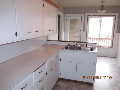 680 Maple St, Baldwin, WI 54002 photo 2