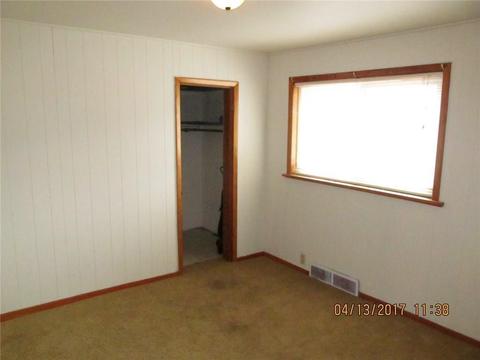 680 Maple St, Baldwin, WI 54002 photo 9