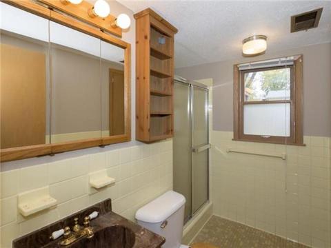 10211 Johnson Cir, Bloomington, MN 55437 photo 13