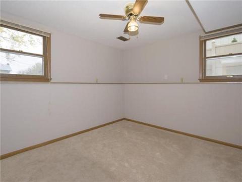10211 Johnson Cir, Bloomington, MN 55437 photo 15