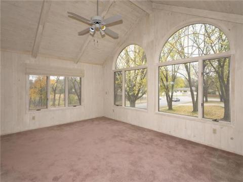 10211 Johnson Cir, Bloomington, MN 55437 photo 8