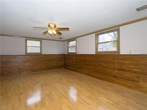 10211 Johnson Cir, Bloomington, MN 55437 photo 17