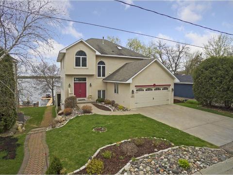 2961 Lake Shore Ave, Maple Plain, MN 55359 photo 1