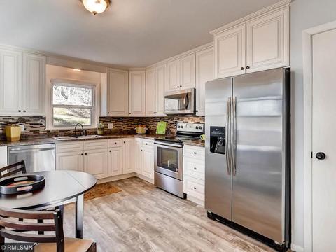539 Mill St, Excelsior, MN 55331 photo 8