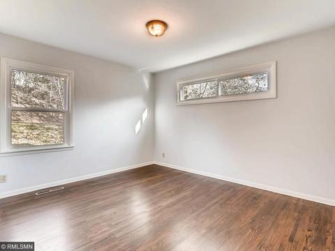 539 Mill St, Excelsior, MN 55331 photo 17