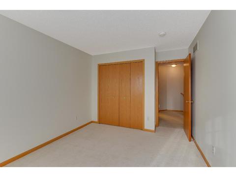 1941 Jan Echo Trl, Eagan, MN 55122 photo 16