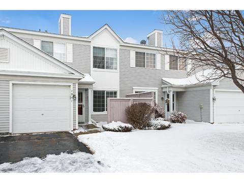 1941 Jan Echo Trl, Eagan, MN 55122 photo 1