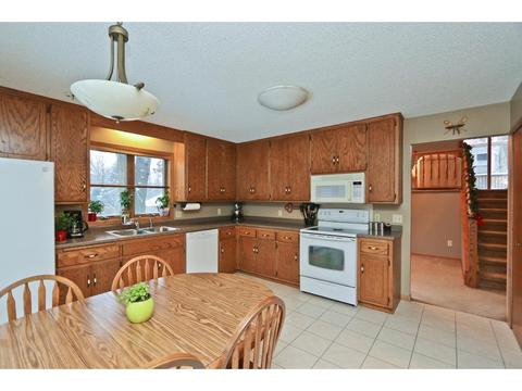 1224 Tananger Ct, Eagan, MN 55123 photo 24