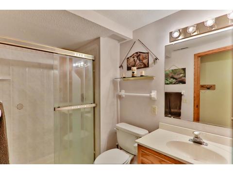 1224 Tananger Ct, Eagan, MN 55123 photo 10