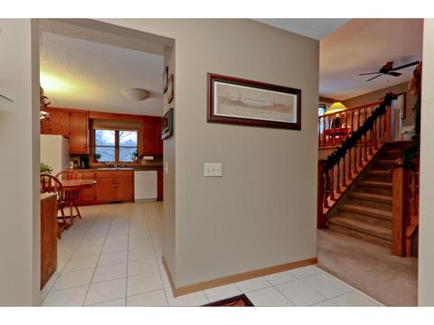 1224 Tananger Ct, Eagan, MN 55123 photo 21