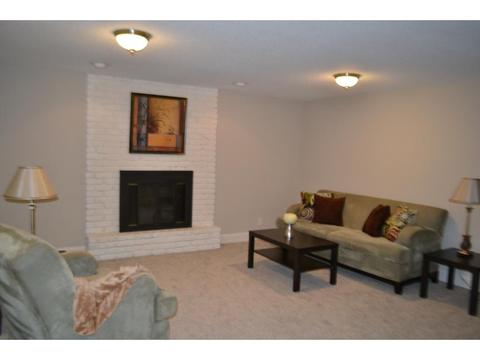 10008 Harrison Rd, Bloomington, MN 55437 photo 13