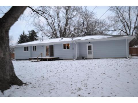 10008 Harrison Rd, Bloomington, MN 55437 photo 19
