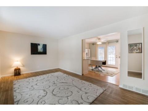 1459 Rainbow Ave, Maple Plain, MN 55359 photo 2