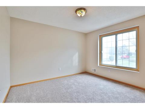 9130 Prairieview Ln N, Champlin, MN 55316 photo 9