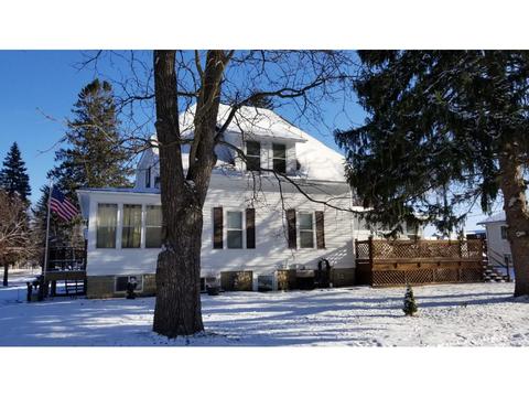203 4th St, Kenyon, MN 55946 photo 4
