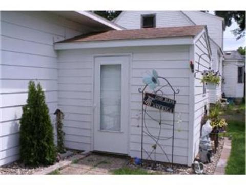 203 4th St, Kenyon, MN 55946 photo 10