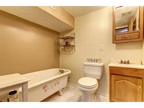 203 4th St, Kenyon, MN 55946 photo 15