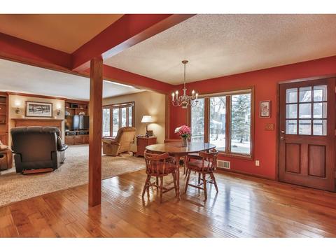 10124 Harrison Rd, Bloomington, MN 55437 photo 14