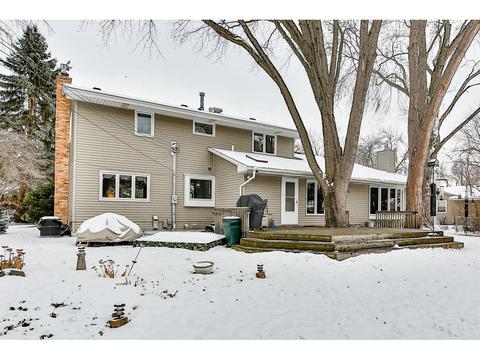 10124 Harrison Rd, Bloomington, MN 55437 photo 21
