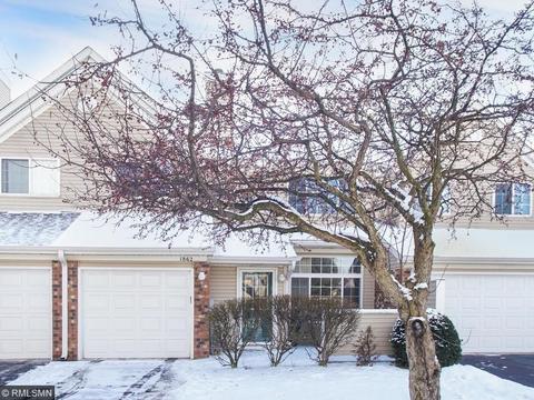 1862 Sapphire Pt, Eagan, MN 55122 photo 2