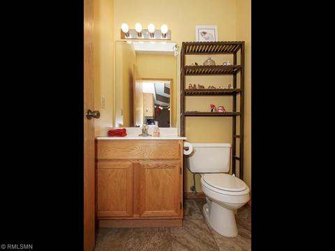 1862 Sapphire Pt, Eagan, MN 55122 photo 14