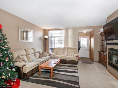 1862 Sapphire Pt, Eagan, MN 55122 photo 3