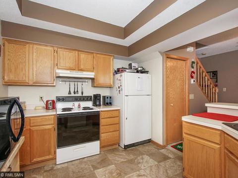 1862 Sapphire Pt, Eagan, MN 55122 photo 11