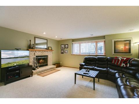 9408 Parkside Trl, Champlin, MN 55316 photo 14
