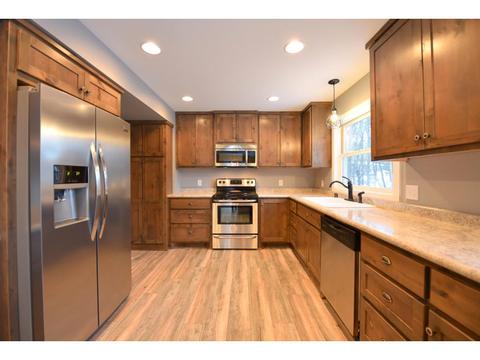 133 Carol Ln, Brainerd, MN 56401 photo 2