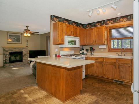 3922 Boston Cir, Eagan, MN 55123 photo 5