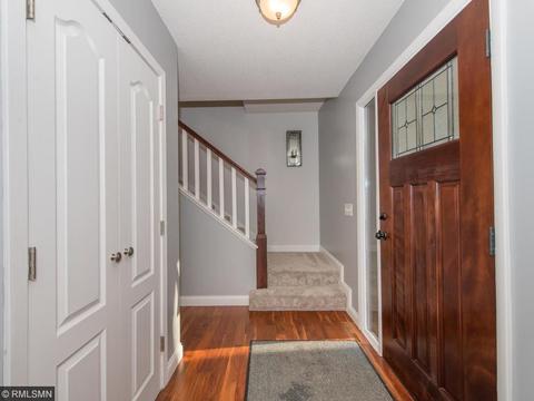 1291 Dunberry Ln, Eagan, MN 55123 photo 3